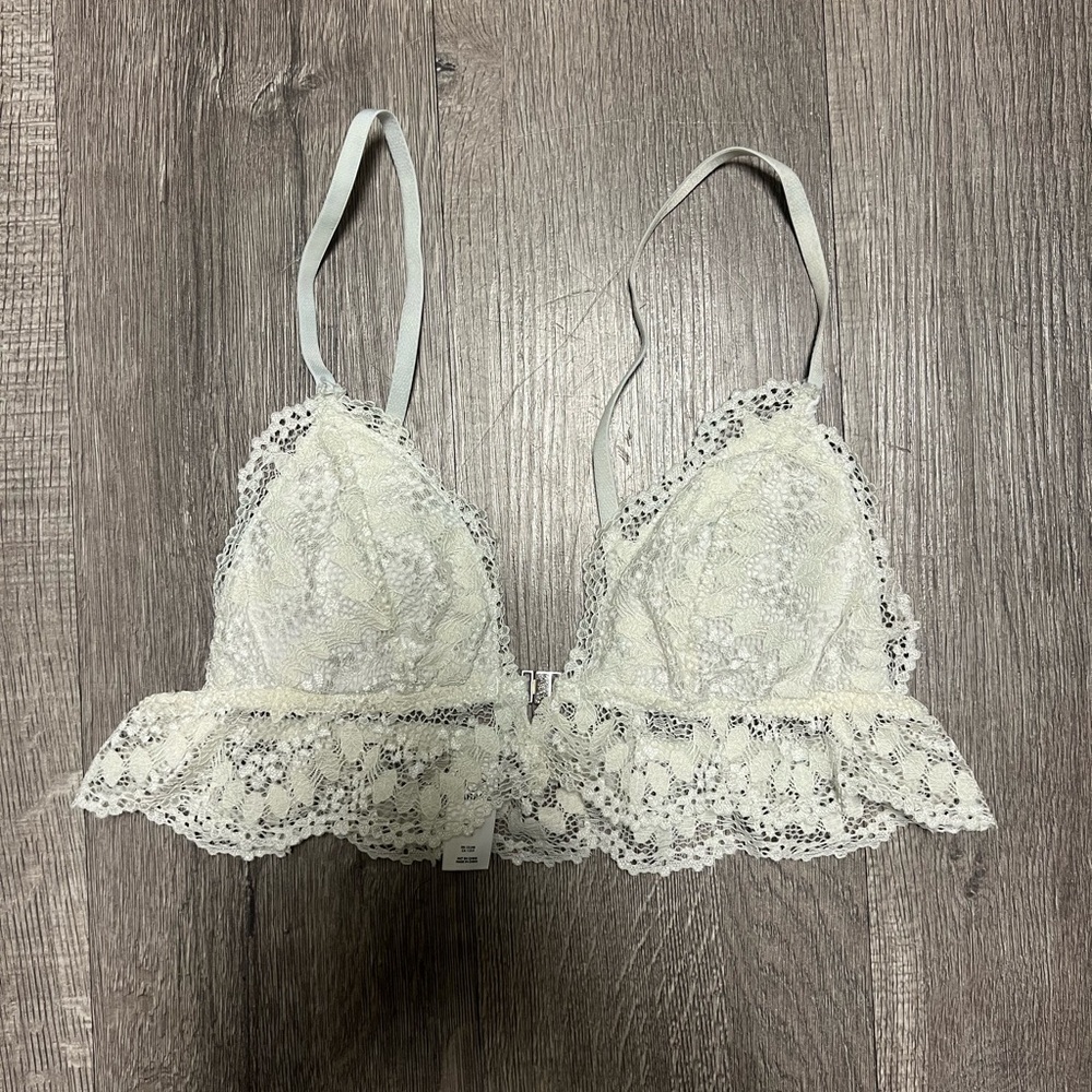 Lace Bralette in White
